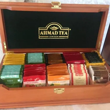 My Palace La Strada アパート