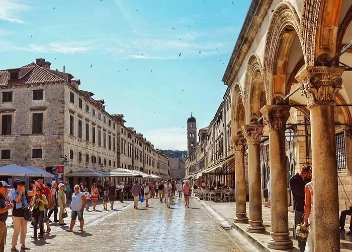 My Palace La Strada
