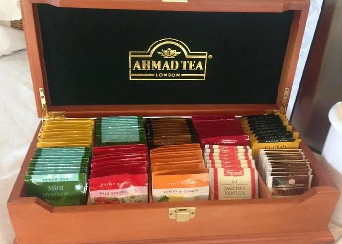 My Palace La Strada Lägenhet